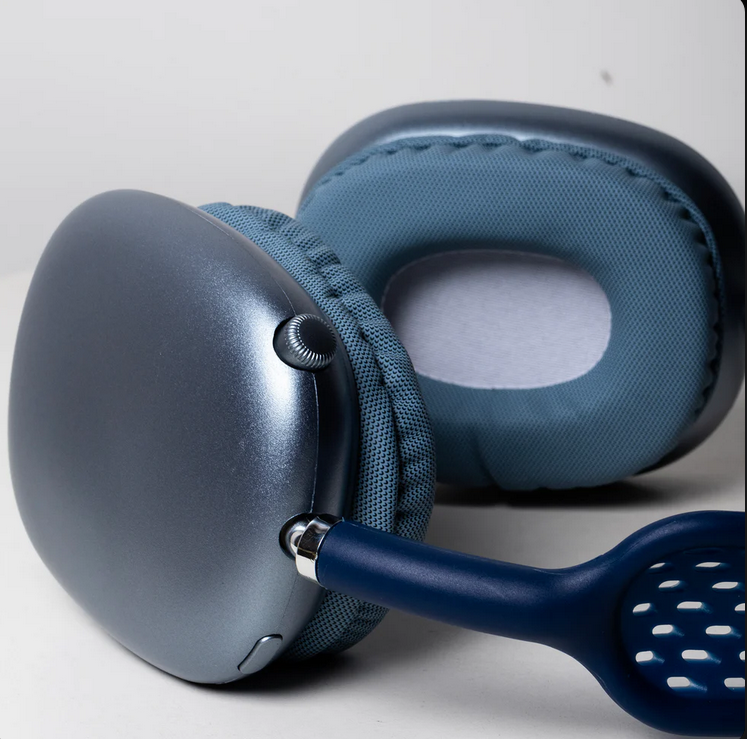 AerPods Pro Max (Blue Edition)